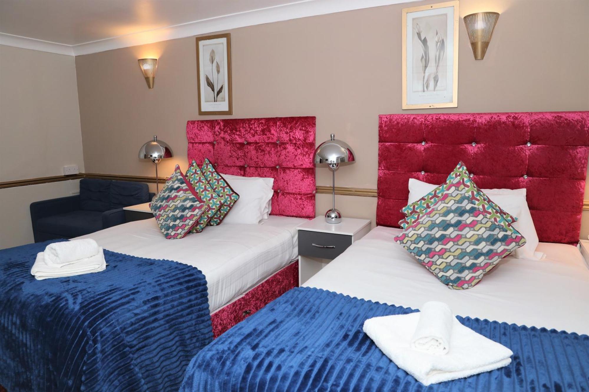 Hotel 4 Sisters Theydon Bois