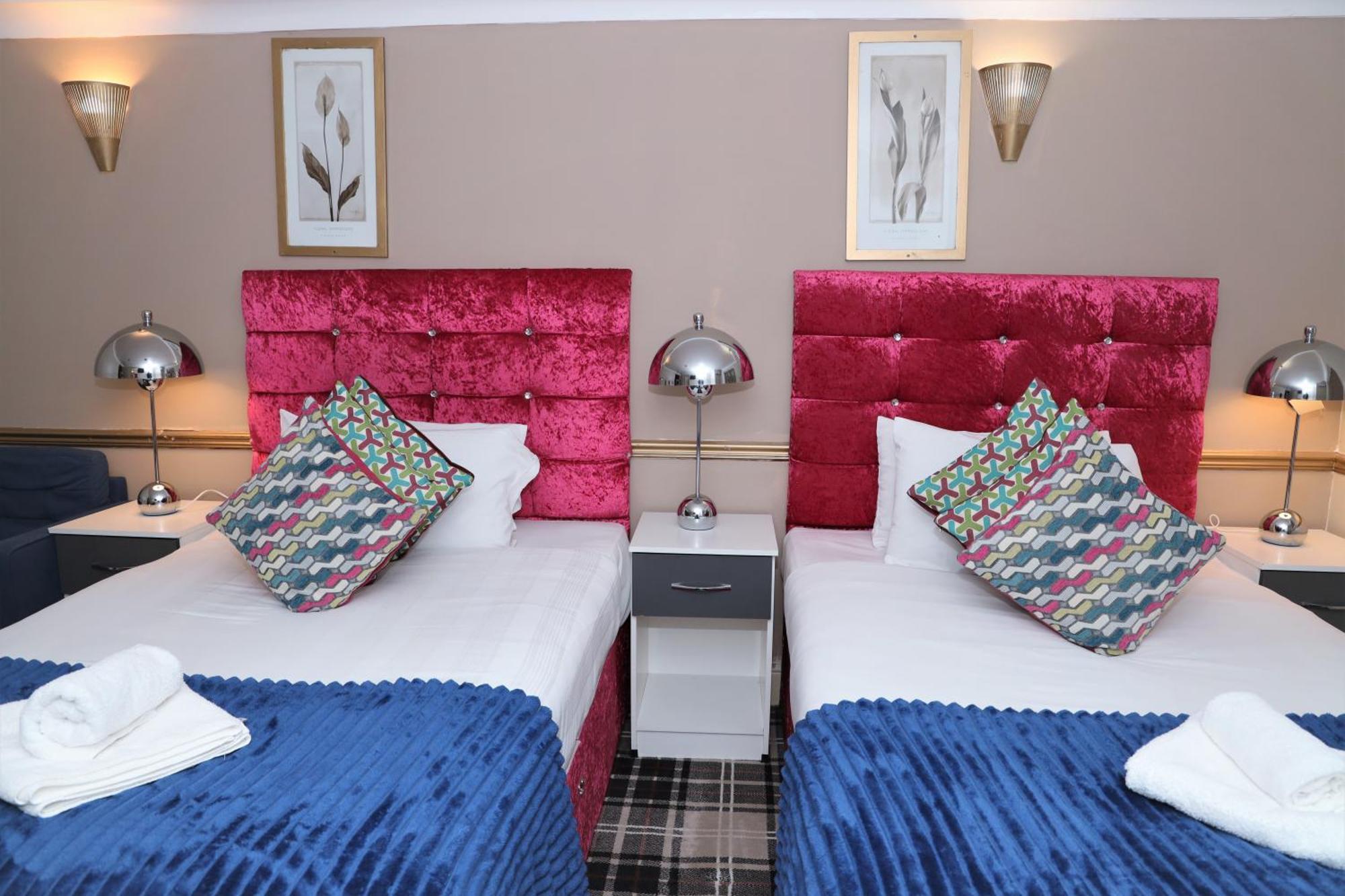 4 Sisters Hotel