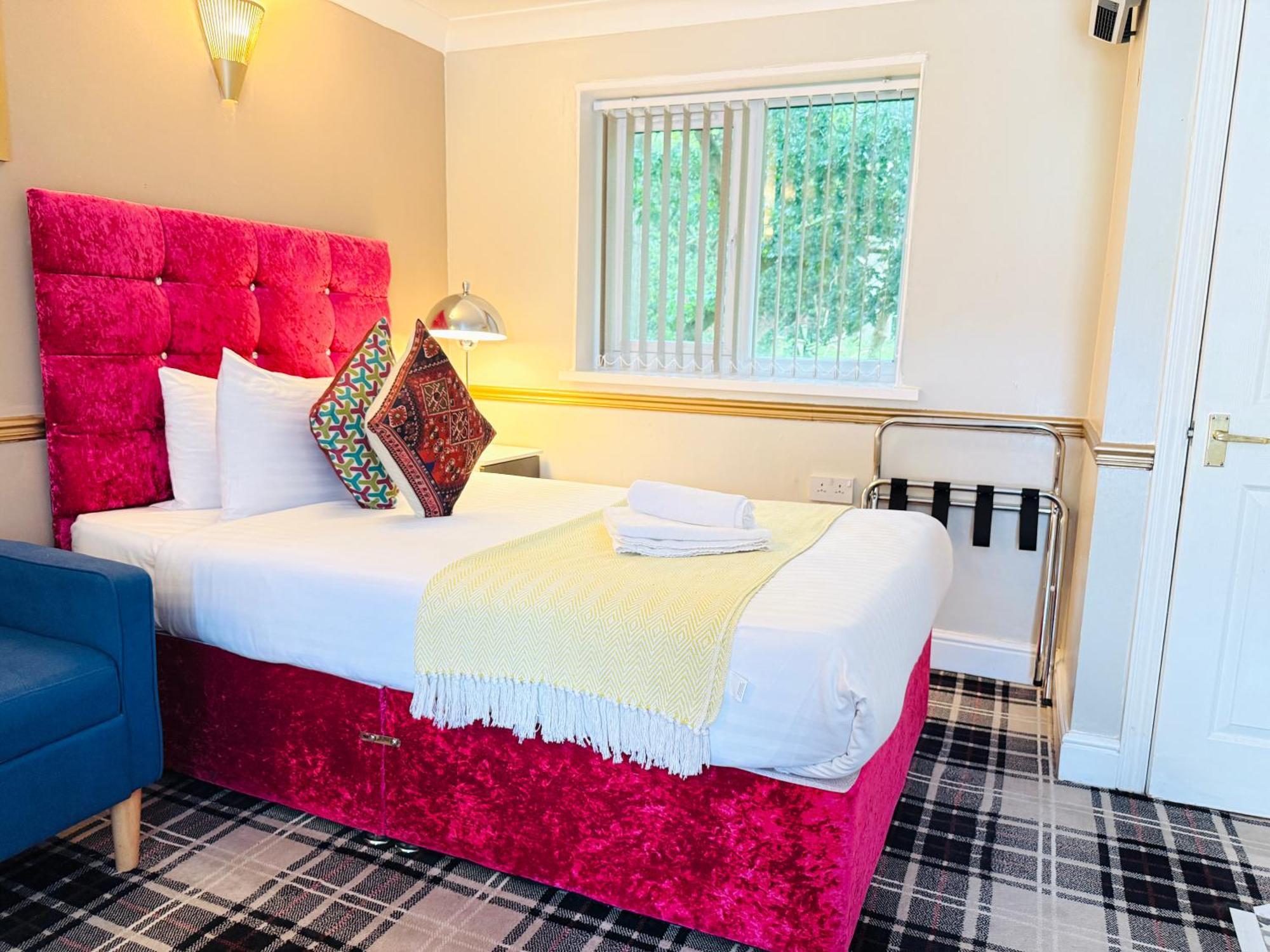 4 Sisters Hotel